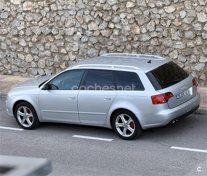 Usado Audi A4 140 CV (102 kW) 2007 Gris / plata Familiar