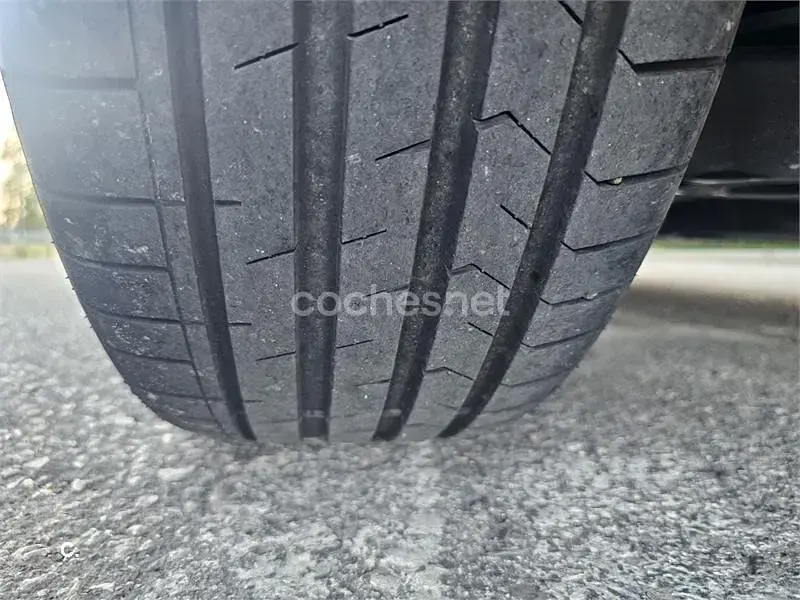 Usado VW Golf VII Sportline 125 CV (91 kW) 2018 Negro Berlina