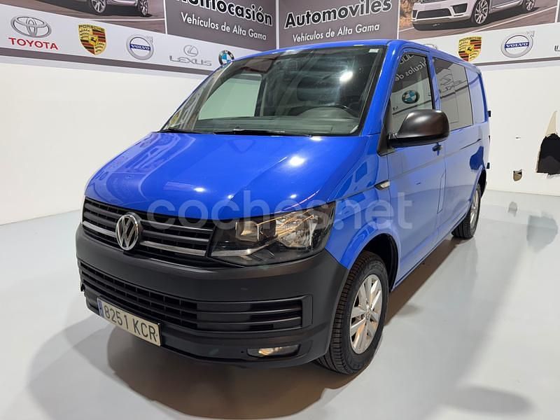 Usado VW Caravelle Trendline 114 CV (83 kW) 2017 Azul Monovolumen