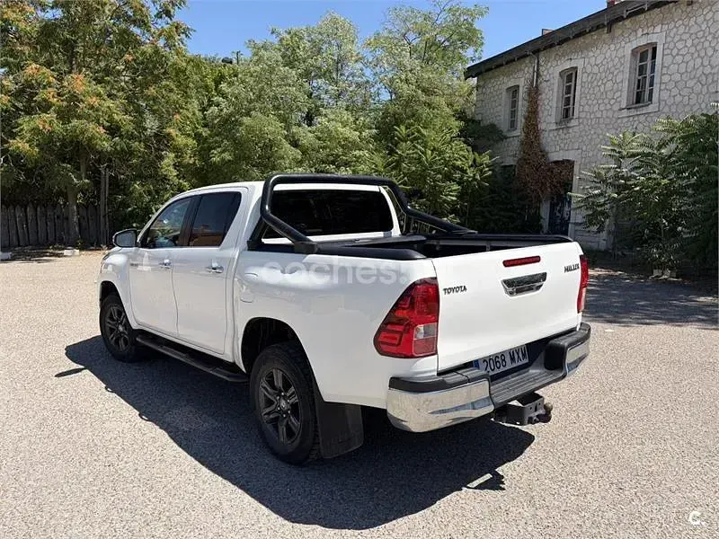 Usado Toyota HiLux 150 CV (110 kW) 2024 Blanco Pickup/Camioneta