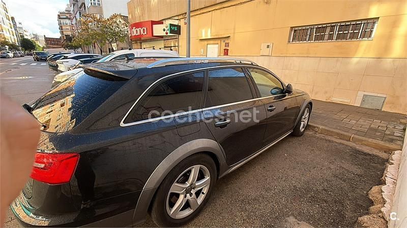 Usado Audi A6 Allroad 245 CV (180 kW) 2013 Negro Familiar