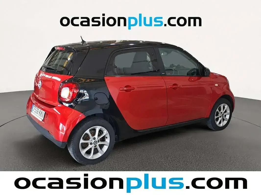 Usado Smart ForFour Passion 90 CV (66 kW) 2018 Rojo Utilitario