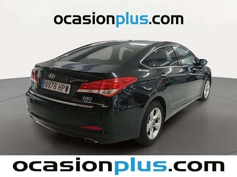 Usado Hyundai i40 GLS 136 CV (100 kW) 2013 Negro Berlina