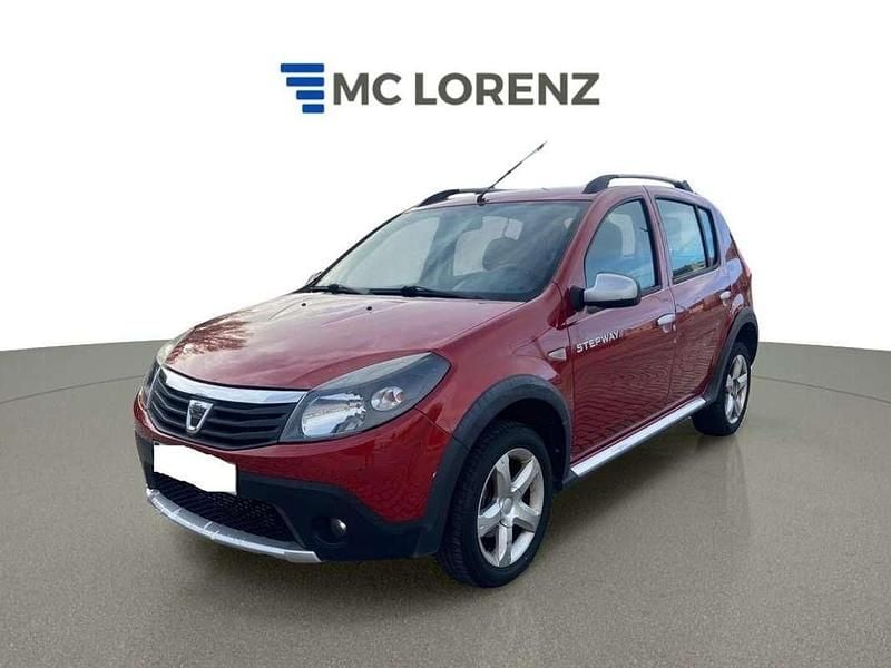 Usado Dacia Sandero Stepway 90 CV (66 kW) 2011 Granate Berlina
