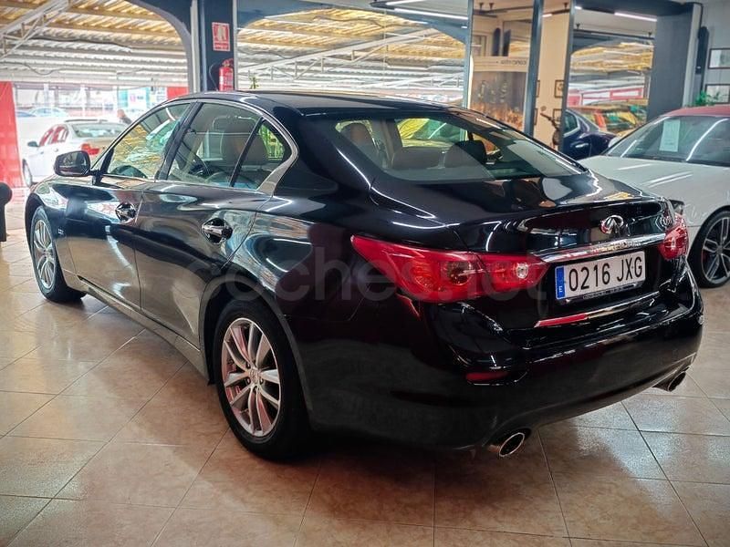 Usado Infiniti Q50 Premium 170 CV (125 kW) 2017 Negro Berlina