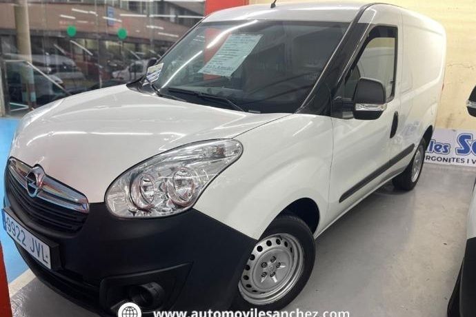 Blanco Usado 2016 Opel Combo Monovolumen | 6980 € (Super precio) - Imagen 1/4