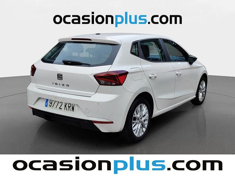 Usado Seat Ibiza Style 95 CV (69 kW) 2018 Blanco Utilitario