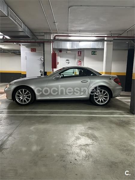 Usado Mercedes SLK280 231 CV (169 kW) 2007 Gris / plata Descapotable