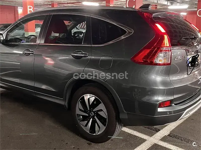 Usado Honda CR-V Executive 160 CV (117 kW) 2016 Gris / plata SUV