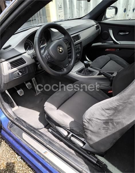 Usado BMW 320 177 CV (130 kW) 2010 Azul Coupe