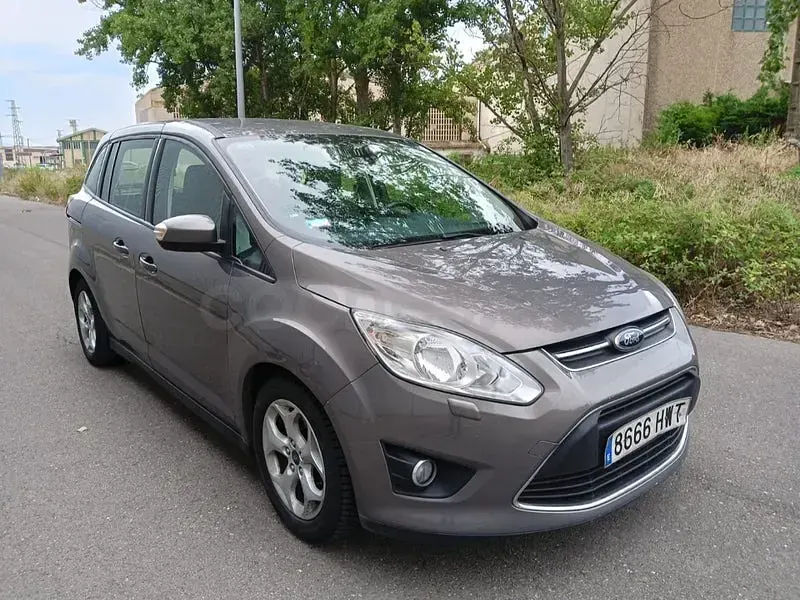 Usado Ford C-MAX 125 CV (91 kW) 2014 Beige Monovolumen