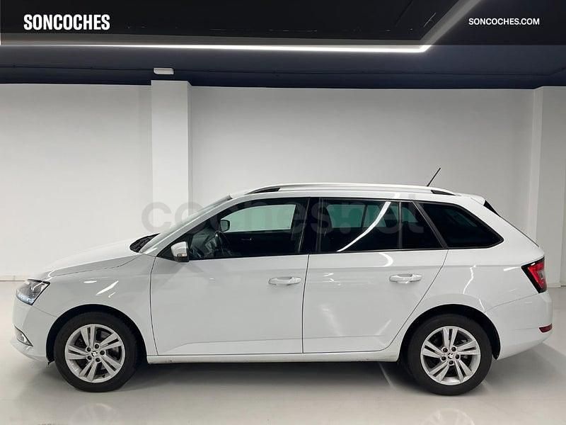 Blanco Usado 2020 Skoda Fabia Ambition Familiar | 13.890 € (Un poco caro) - Imagen 1/4