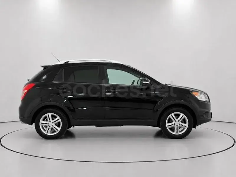 Usado SsangYong Korando Limited 150 CV (110 kW) 2014 Negro SUV