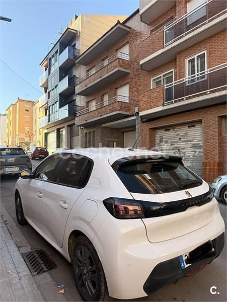 Usado Peugeot 208 Style 75 CV (55 kW) 2022 Blanco Utilitario