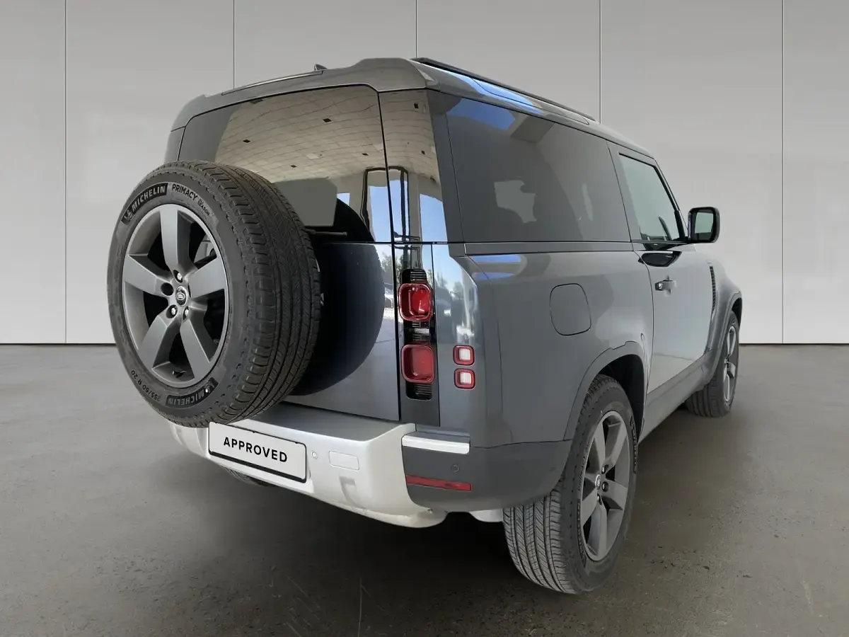 Usado Land Rover Defender S 249 CV (183 kW) 2025 Capathian grey SUV