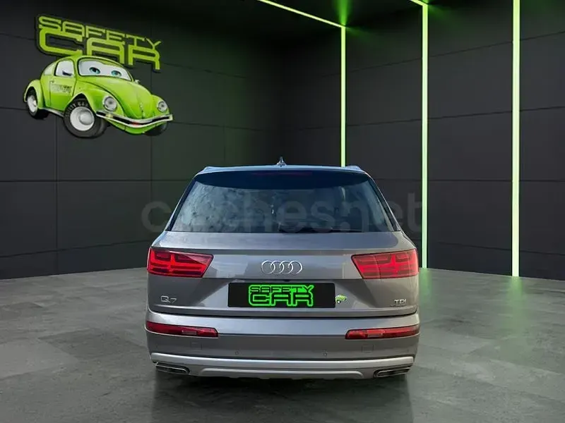 Usado Audi Q7 Design 218 CV (160 kW) 2016 Gris / plata SUV