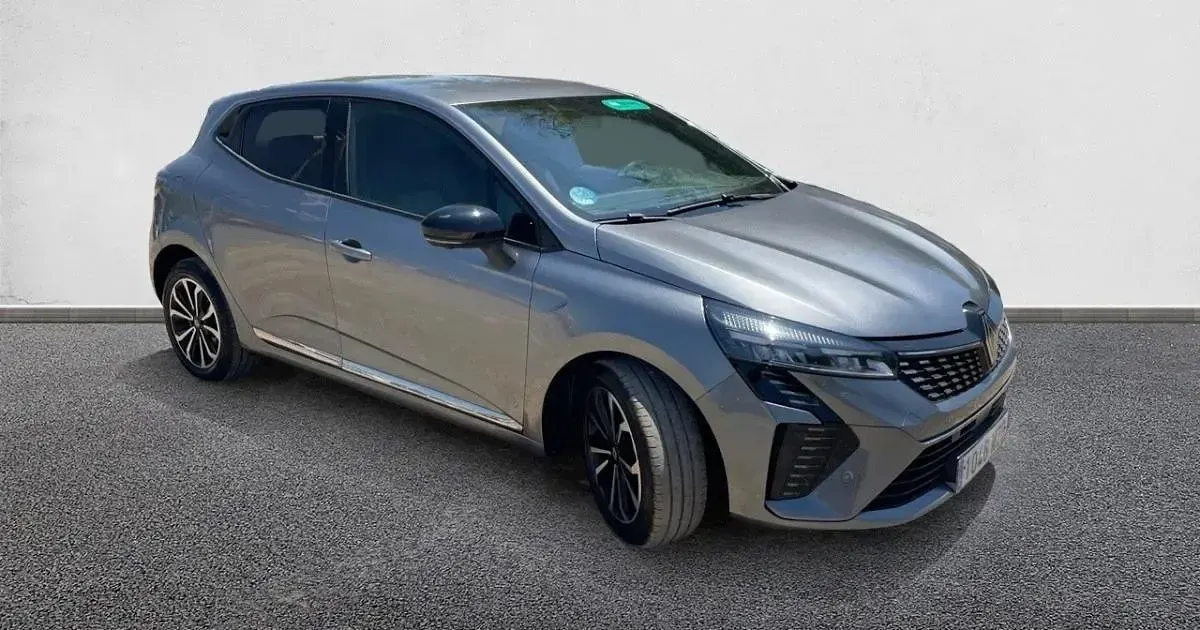 Usado Renault Clio Techno 100 CV (73 kW) 2025 Utilitario