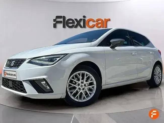 Usado Seat Ibiza 115 CV (84 kW) 2024 Blanco Utilitario
