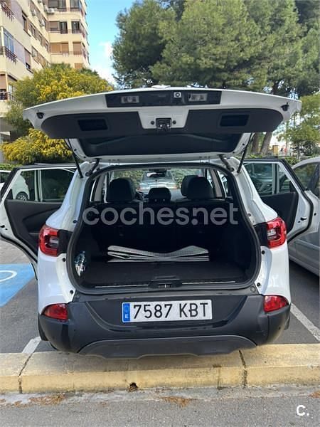 Usado Renault Kadjar Zen 130 CV (95 kW) 2017 Blanco SUV