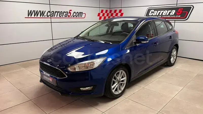 Usado Ford Focus 125 CV (91 kW) 2015 Azul Berlina