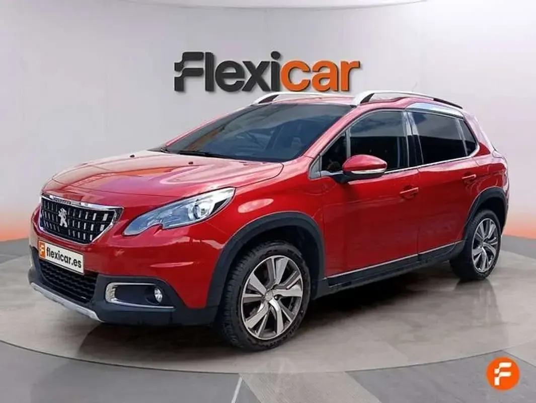 Usado Peugeot 2008 Allure 131 CV (96 kW) 2019 Rojo SUV