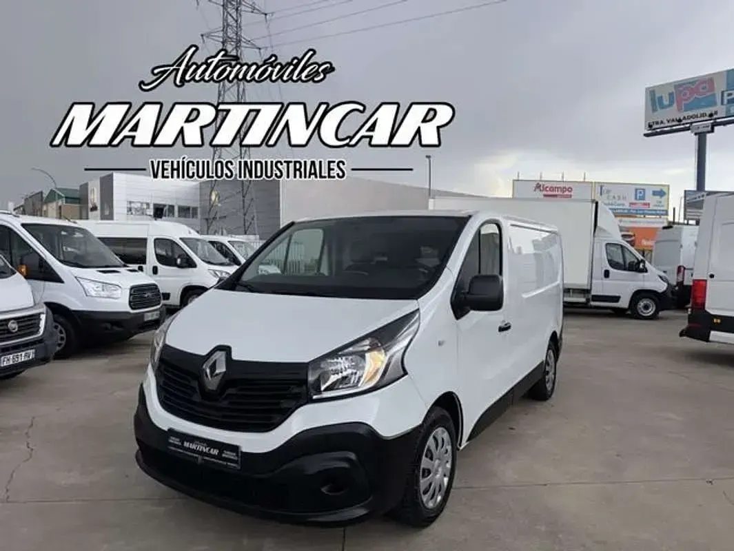 Usado Renault Trafic 92 CV (67 kW) 2019 Blanco Monovolumen