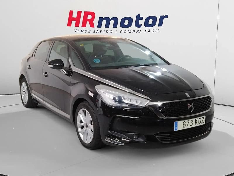 Negro Usado 2018 DS Automobiles DS5 Style Utilitario | 14.390 € (Precio justo) - Imagen 1/4