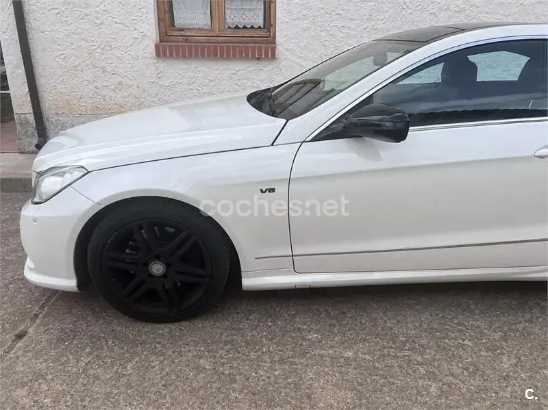 Usado Mercedes E500 Avantgarde 388 CV (285 kW) 2010 Blanco Coupe