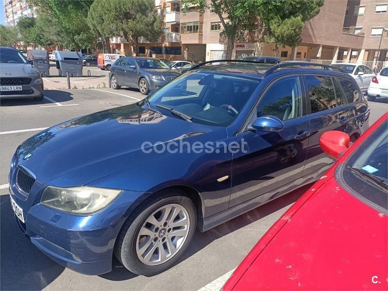 Azul Usado 2005 BMW 320 Familiar | 4500 € (Precio justo) - Imagen 1/4