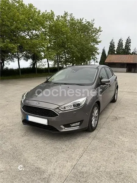 Usado Ford Focus Titanium 115 CV (84 kW) 2015 Negro Berlina
