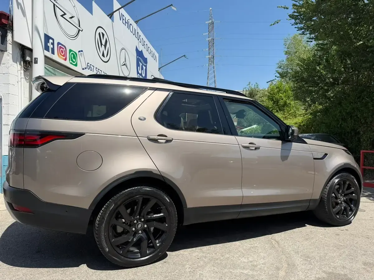 Usado Land Rover Discovery HSE 249 CV (183 kW) 2021 Otro SUV