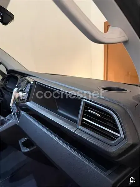 Usado VW Multivan 150 CV (110 kW) 2022 Negro Monovolumen