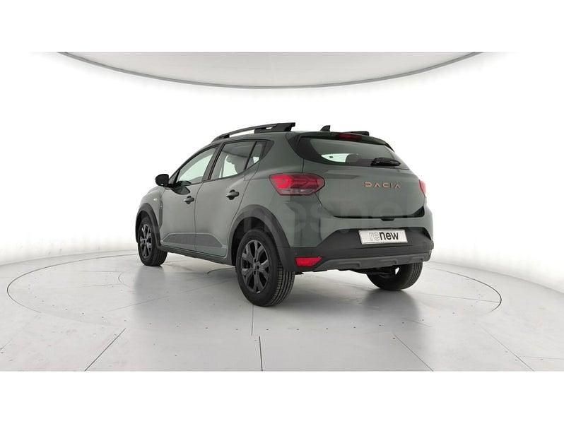 Usado Dacia Sandero Extreme 101 CV (74 kW) 2025 Verde Berlina