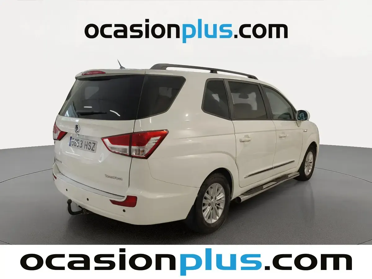 Usado SsangYong Rodius 155 CV (114 kW) 2013 Blanco Monovolumen
