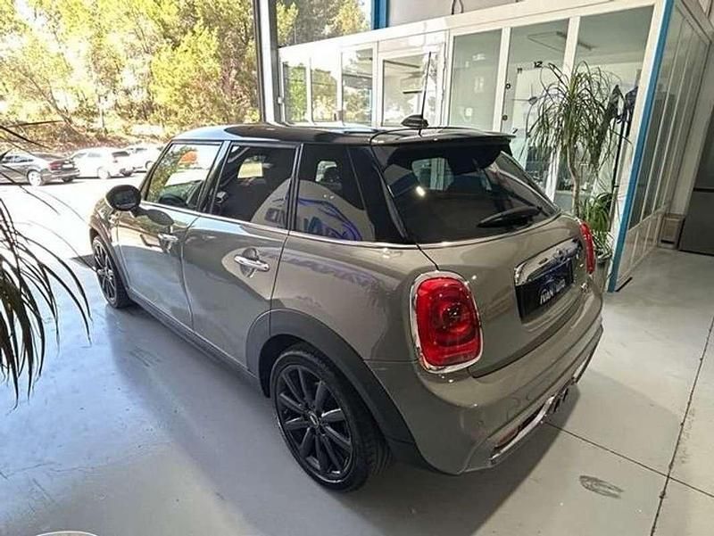 Usado Mini Cooper SD 170 CV (125 kW) 2017 Plateado Utilitario