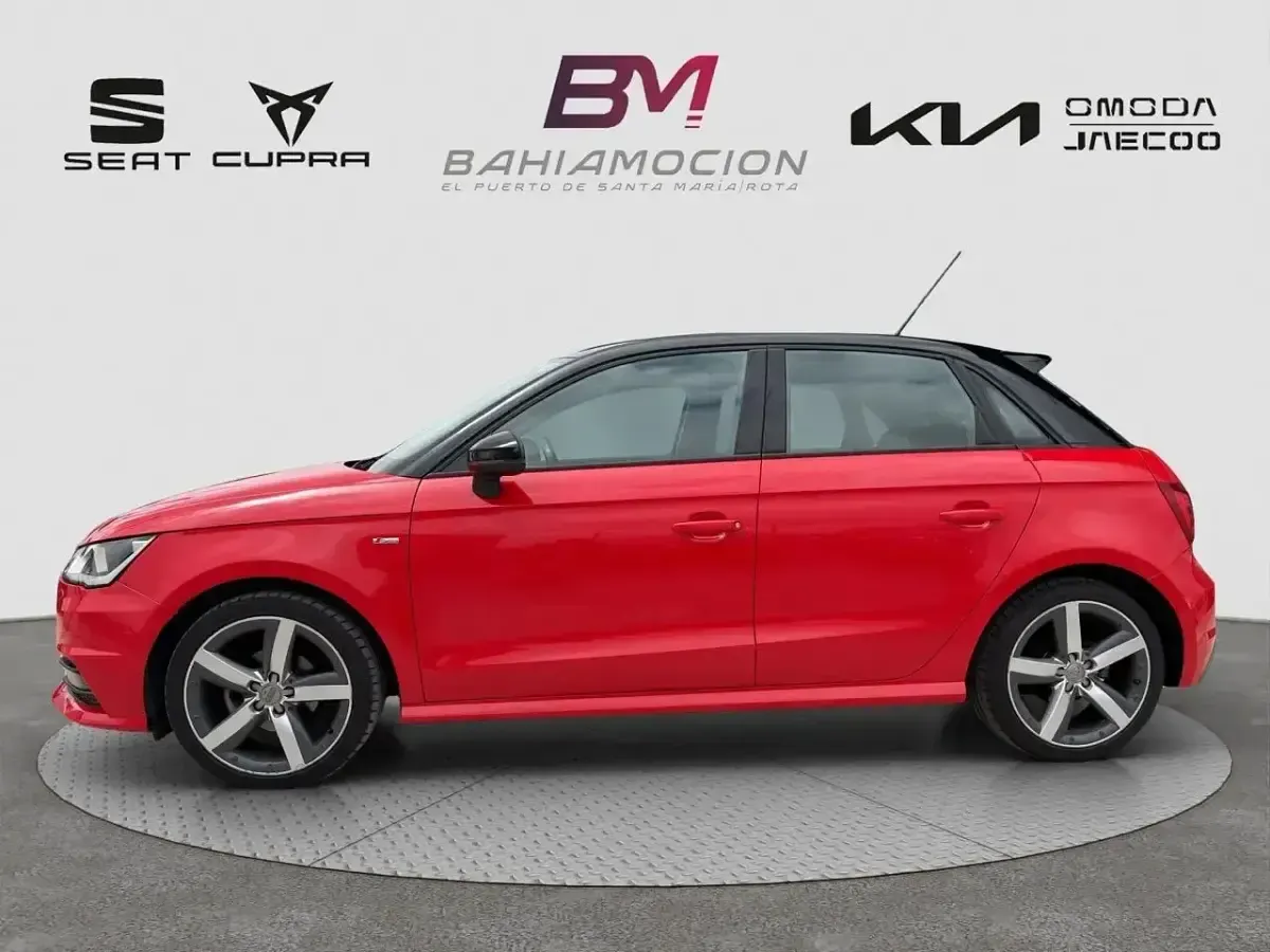 Usado Audi A1 Sportback Ambiente 95 CV (69 kW) 2019 Rojo Utilitario