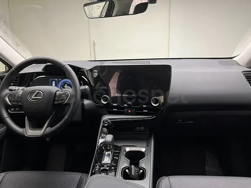 Usado Lexus NX350h 197 CV (144 kW) 2025 Blanco SUV