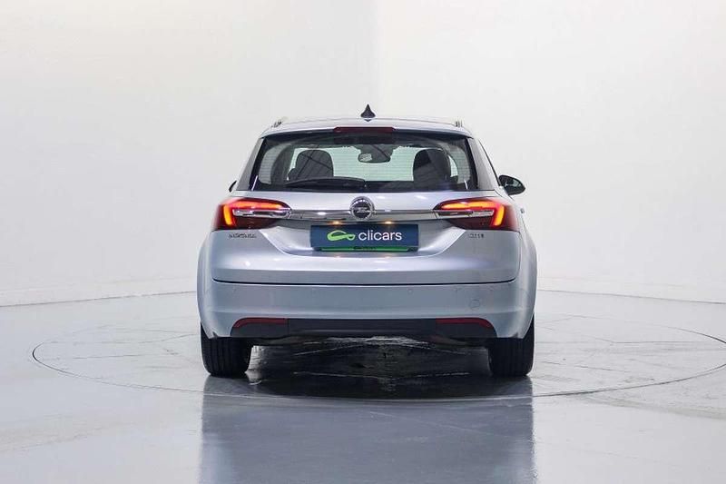 Usado Opel Insignia S 136 CV (100 kW) 2016 Plateado SUV
