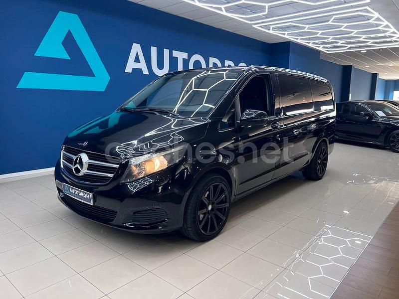 Negro Usado 2017 Mercedes V220 Monovolumen | 29.990 € (Precio justo) - Imagen 1/4