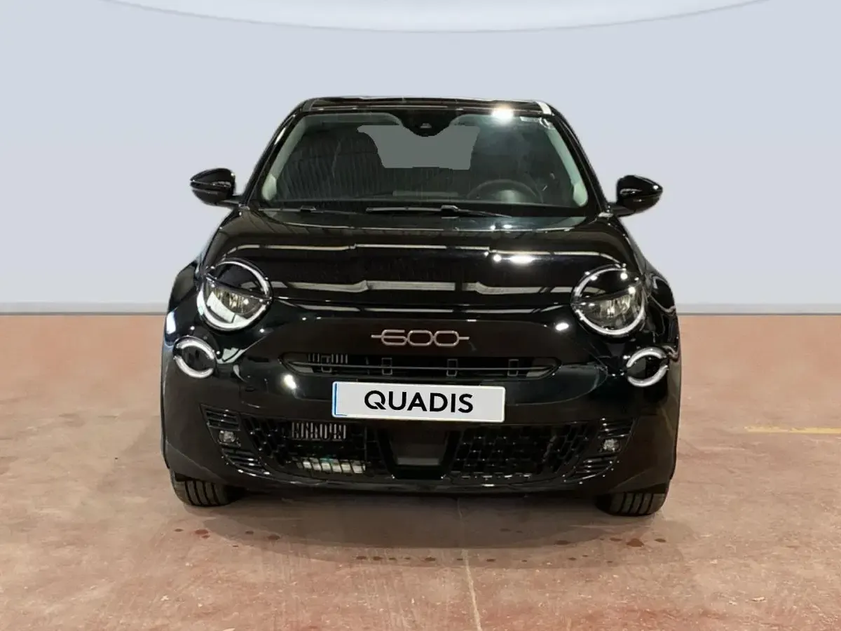 Usado Fiat 600 101 CV (74 kW) 2025 Gris SUV