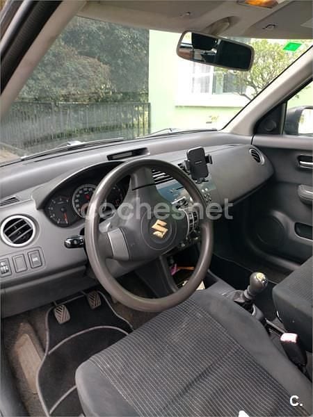 Usado Suzuki Swift GL 75 CV (55 kW) 2008 Negro Utilitario