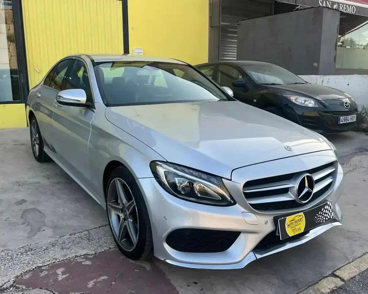 Usado Mercedes C220 194 CV (142 kW) 2018 Gris Berlina