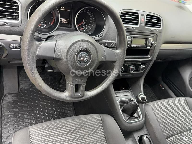 Usado VW Golf V Sport 122 CV (89 kW) 2009 Rojo Familiar
