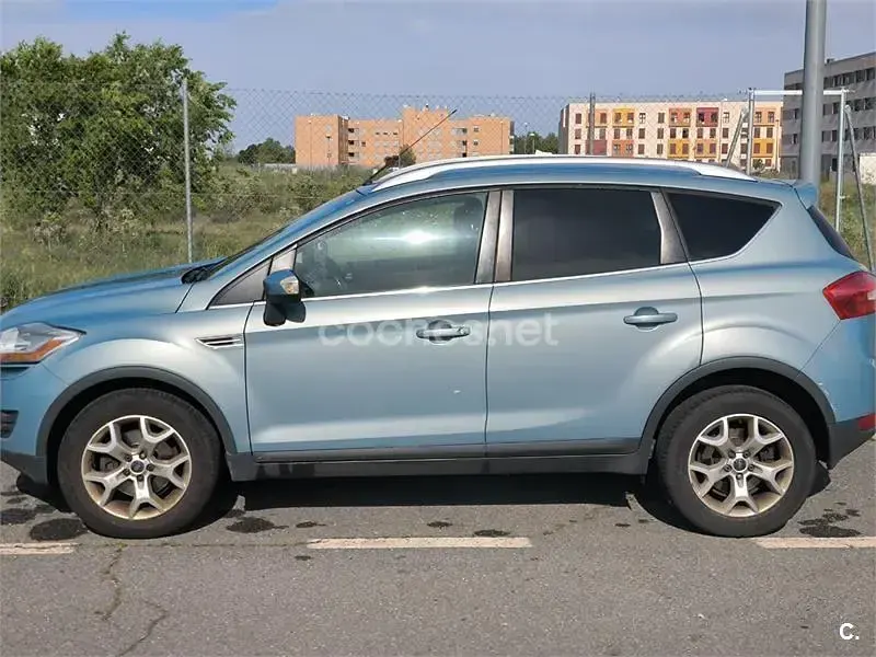 Usado Ford Kuga Trend 136 CV (100 kW) 2010 Azul SUV