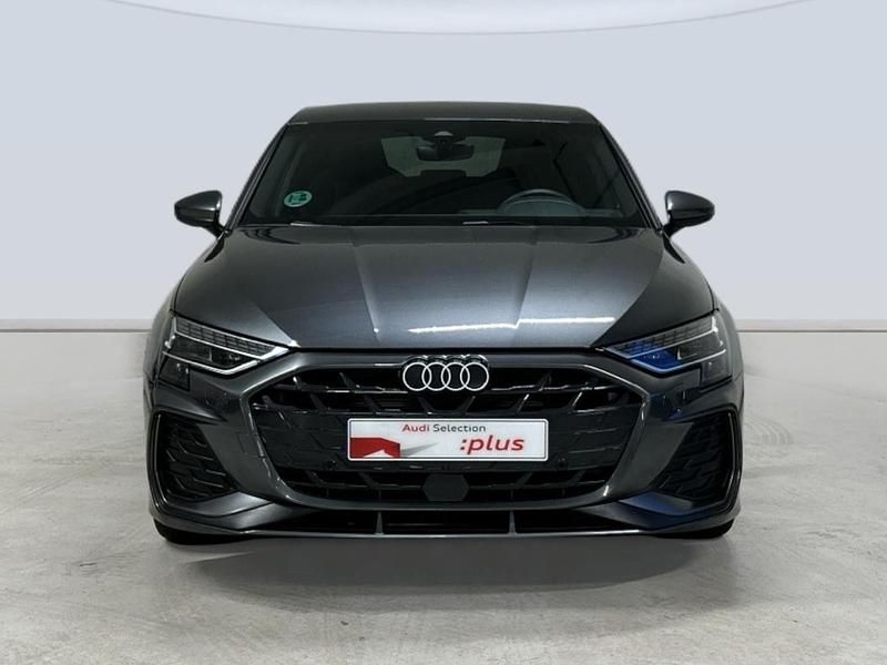 Usado Audi A3 S-Line 150 CV (110 kW) 2025 Gris