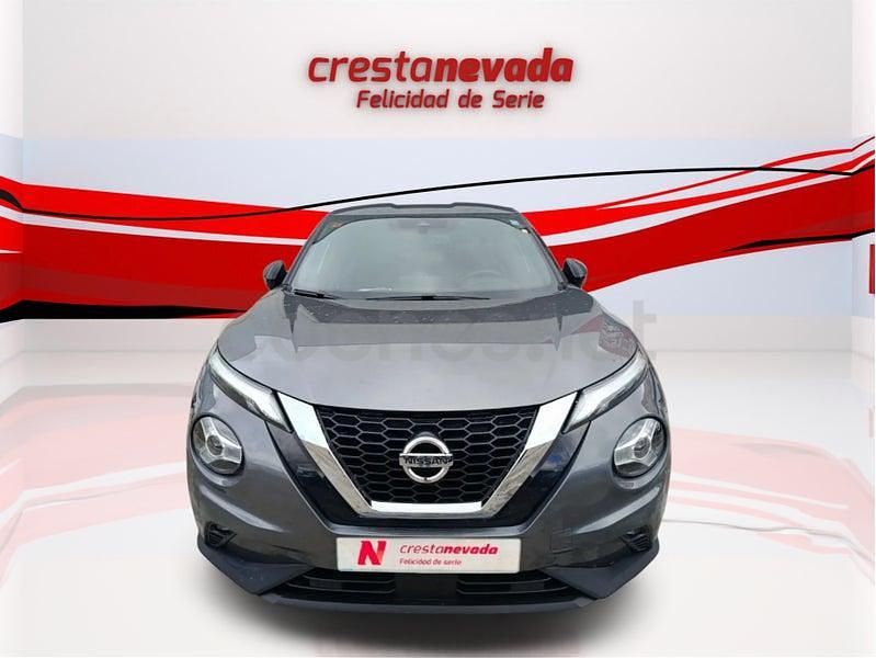 Usado Nissan Juke N-Connecta 114 CV (83 kW) 2021 Gris / plata SUV