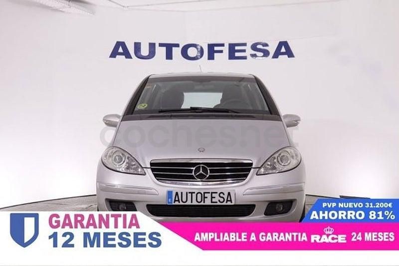 Usado Mercedes A180 Avantgarde 109 CV (80 kW) 2007 Gris / plata Monovolumen