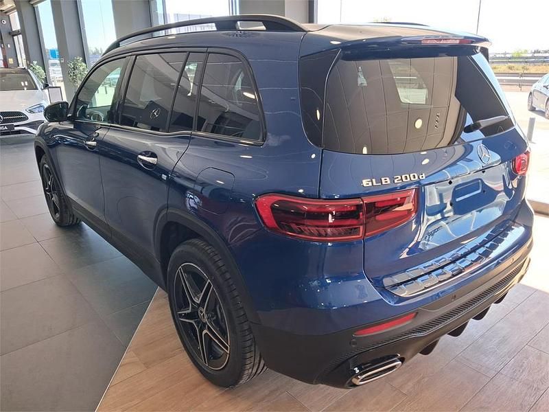 Nuevo Mercedes GLB200 150 CV (110 kW) 2026 Azul SUV