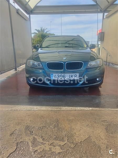 Usado BMW 318 143 CV (105 kW) 2011 Verde Familiar