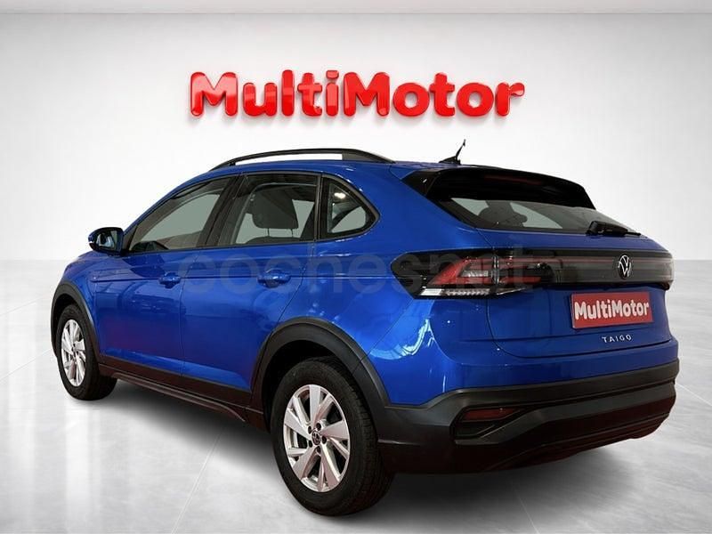 Begagnad VW Taigo Life 95 HK (69 kW) 2023 Blå SUV